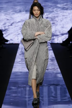 Max Mara Takes On Marilyn Monroe Style for Fall 2015 – Fashion Gone Rogue