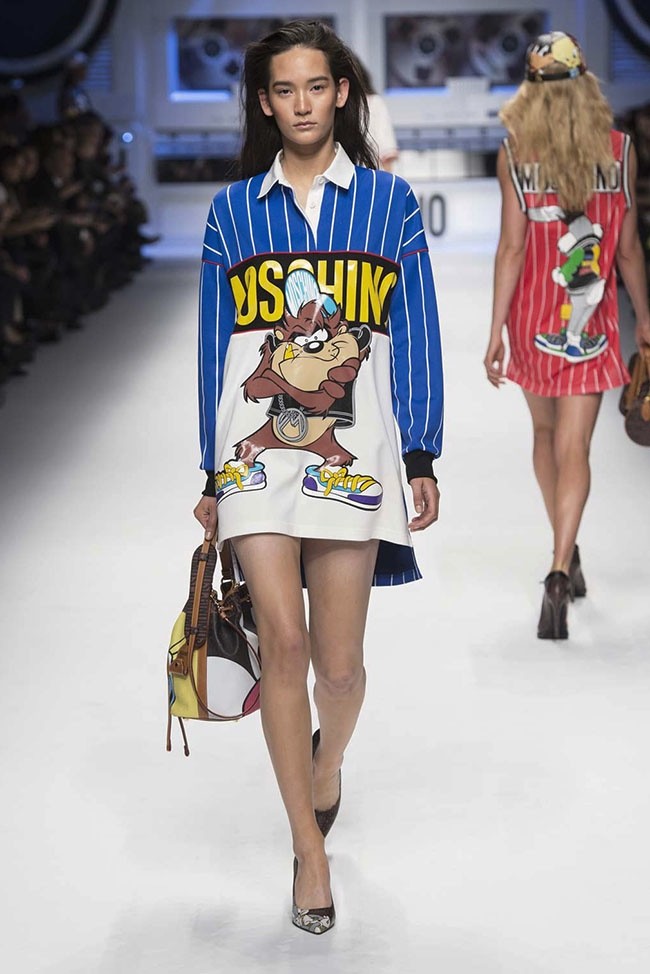Moschino Goes ‘Looney Tunes’ for Hip-Hop Inspired Fall 2015 | Fashion ...