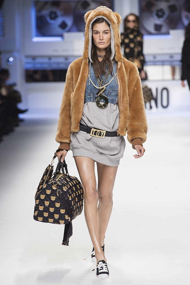 Moschino Goes ‘Looney Tunes’ for Hip-Hop Inspired Fall 2015 | Fashion ...