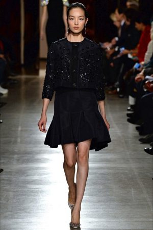 Oscar de la Renta Fall 2015: Copping Debuts with Ladylike Elegance ...