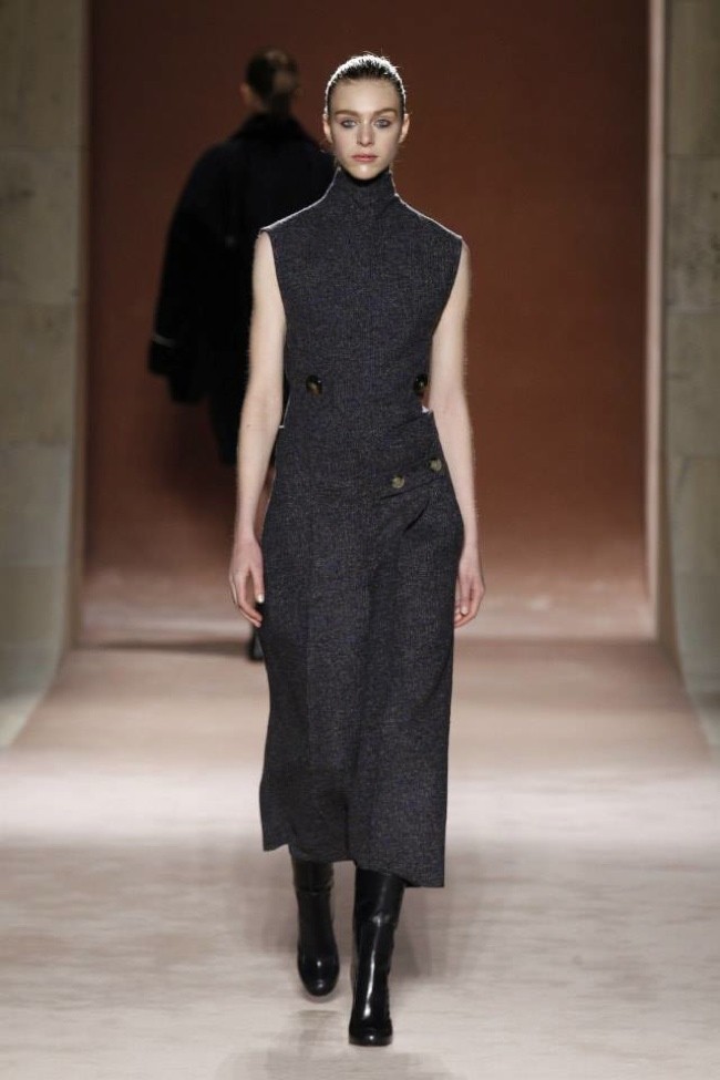 Victoria Beckham Focuses on the Dress for Fall 2015