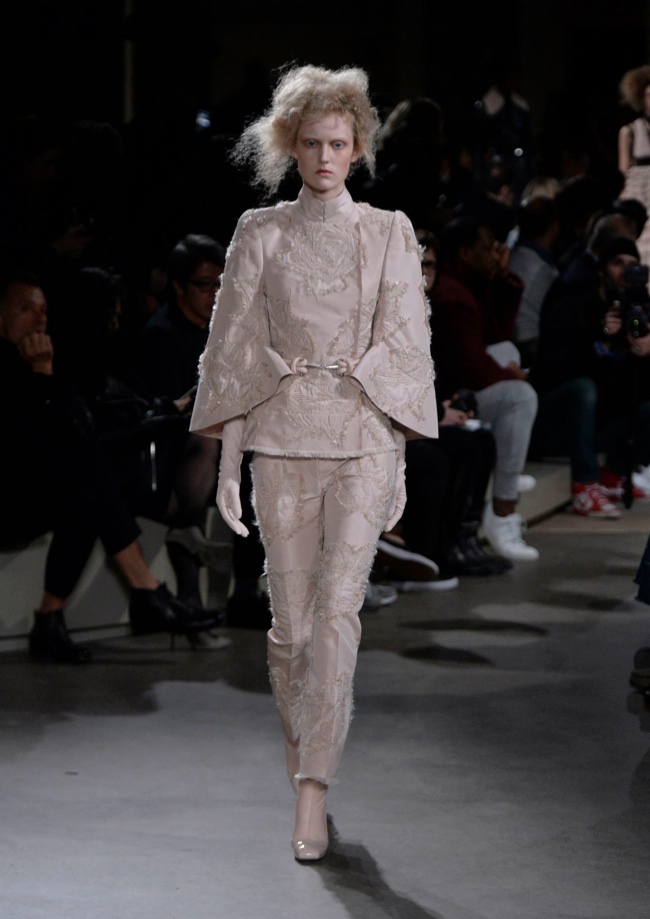 Alexander McQueen Goes Victorian for Fall 2015