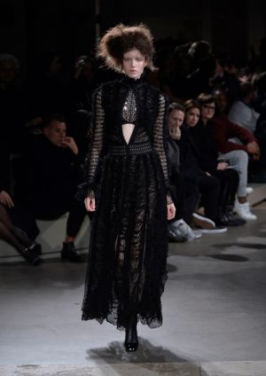 Alexander McQueen Goes Victorian for Fall 2015