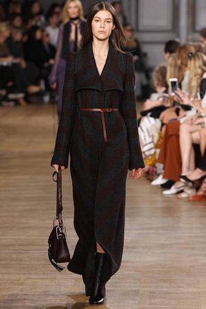 Channel Your 70s Goddess with Chloe