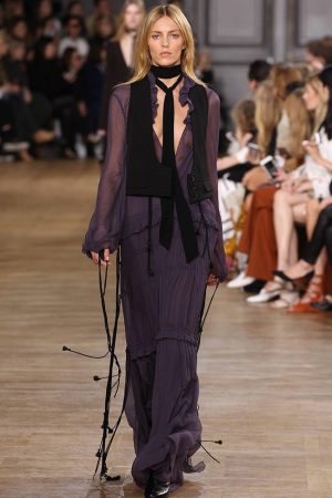 Channel Your 70s Goddess with Chloe