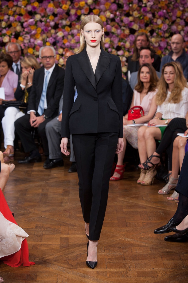 Raf Simons' sleek and modern version of the Dior bar jacket for Dior's fall 2012 haute couture show. 