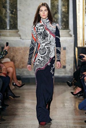 Emilio Pucci Does Graphic Prints, Zodiac Style for Fall 2015 – Fashion ...