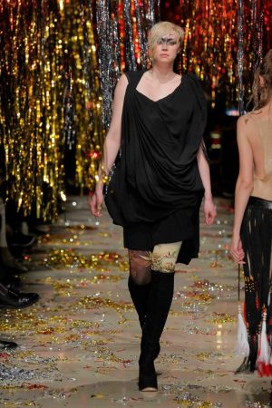 ‘Game of Thrones’ Star Walks Paris Fashion Week + See New Season 5 Trailer! ‘Game of Thrones’ Star Walks Paris Fashion Week + See New Season 5 Trailer!