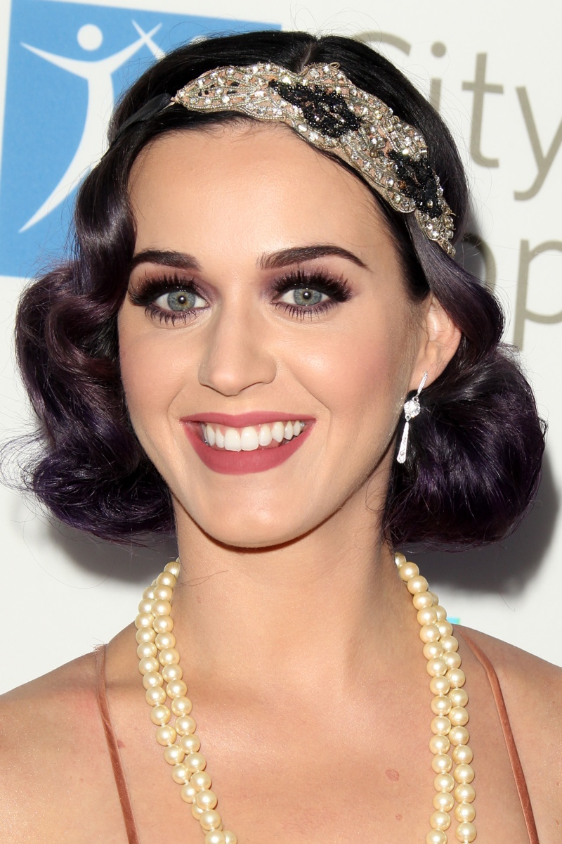 Katy Perry went full on flapper with her wavy bob-length hairstyle. Photo: Shutterstock.com