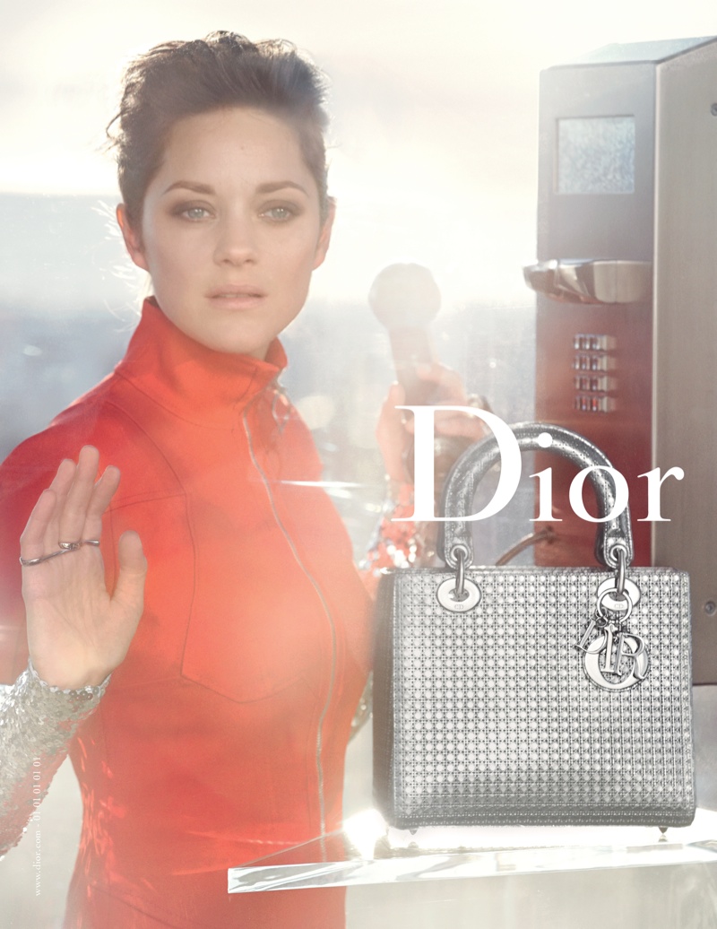 Marion Cotillard stars in the 2015 advertising campaign for Lady Dior. 