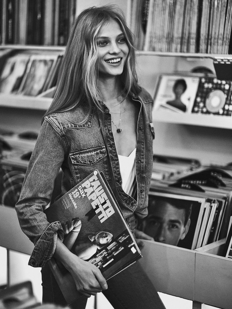 70s Denim Style: Anna Selezneva Goes Retro for Mixt(e)