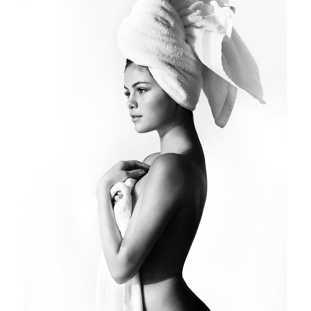 Selena Gomez goes nearly naked for Mario Testino's 'Towel Series'. Photo: Instagram/mariotestino. 