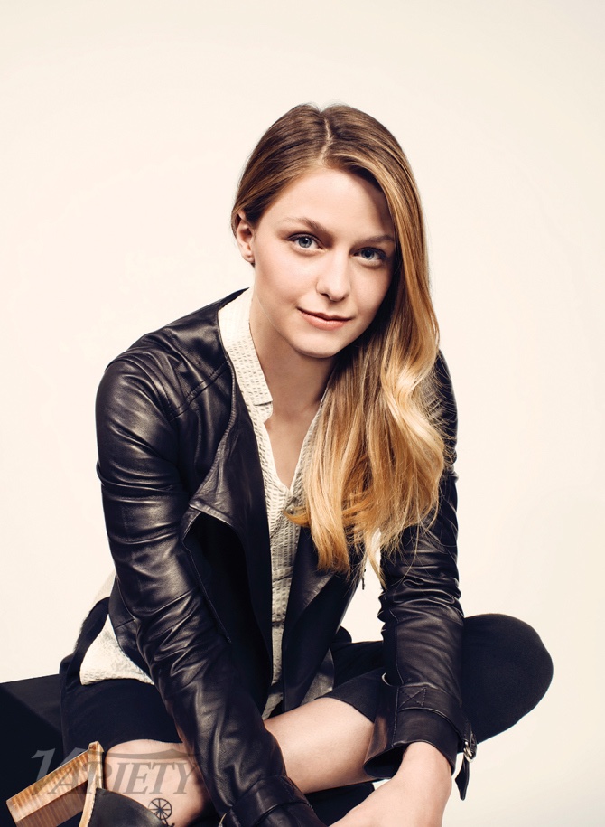 Melissa Benoist plays Supergirl in the eponymous CBS show