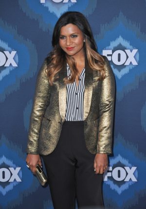 Mindy Kaling Shows Off New Bob Haircut, See the Photos Mindy Kaling Shows Off New Bob Haircut, See the Photos