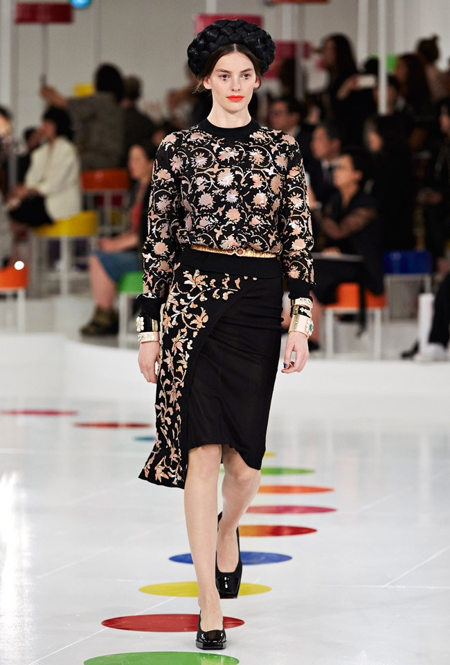 Chanel Goes to Korea for its Cruise Runway Show – Fashion Gone Rogue