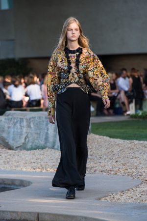 Louis Vuitton Gets Relaxed for Palm Springs Cruise Collection - Fashion ...