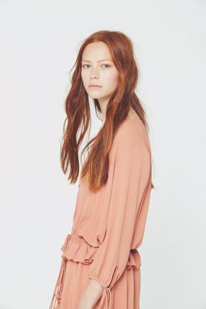 Mango Continues Its Love Affair with the 70s for Pre-Fall