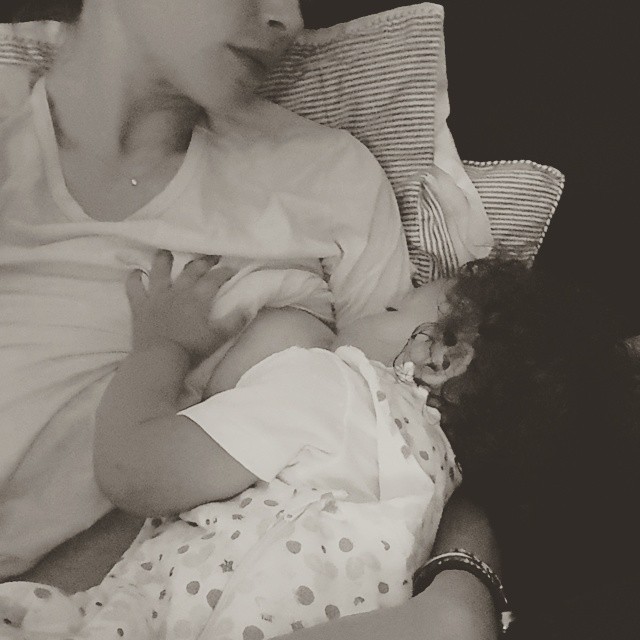 Doutzen Kroes shared a photo of herself breastfeeding her 10-month-old daughter on Instagram