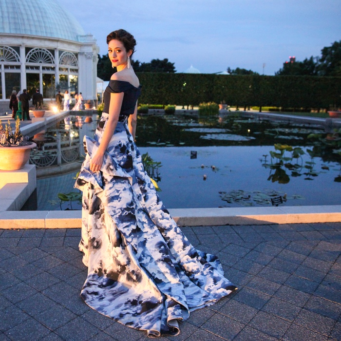 Emmy Rossum wears Carolina Herrera dress to the New York Botanical Garden’s 2015 Conservatory Ball. Photo: BFA