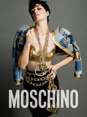 Katy Perry Rocks Short Hair, Lots of Gold in Moschino’s Fall Campaign Katy Perry Rocks Short Hair, Lots of Gold in Moschino’s Fall Campaign