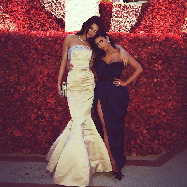 Kendall showed off the height difference between herself and big sister Kim Kardashian while at the 2015 Met Gala. Photo: Instagram