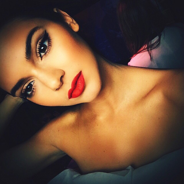 Kendall showed off a perfect red lip in this glamorous Instagram selfie
