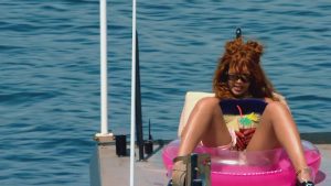 Rihanna Goes Naked, Gets Covered in Blood for ‘Bitch Better Have My Money’ Music Video Rihanna Goes Naked, Gets Covered in Blood for ‘Bitch Better Have My Money’ Music Video
