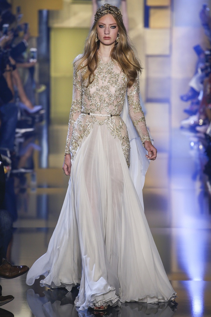 Elie Saab's touch of gold in fall/winter show | Arab News