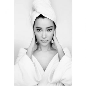Li Bing Bing Stars in Testino’s ‘Towel Series’ Li Bing Bing Stars in Testino’s ‘Towel Series’