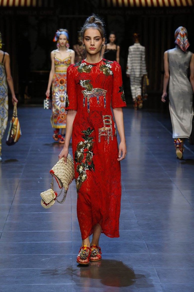 A look from Dolce & Gabbana's spring-summer 2016 collection