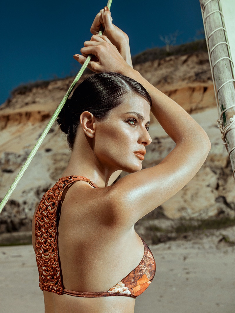 Isabeli Fontana stars in Agua de Coco's summer 2016 campaign
