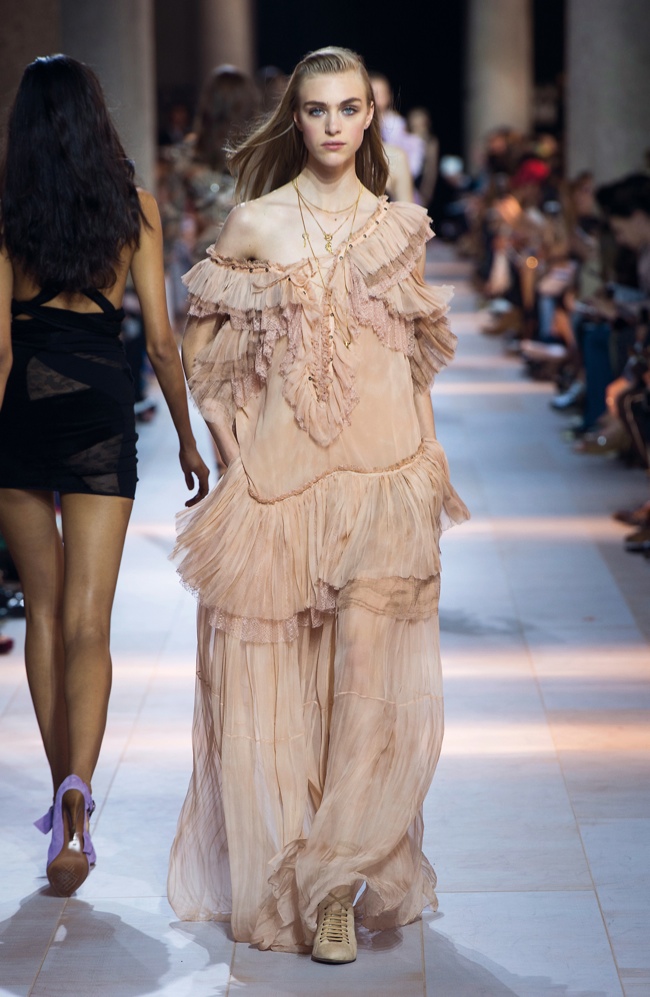 A look from Roberto Cavalli's spring-summer 2016 collection