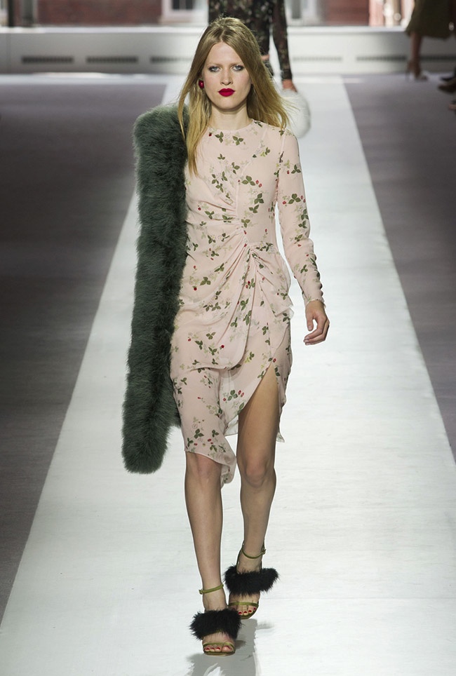 Topshop Unique Spring 2016 | London Fashion Week