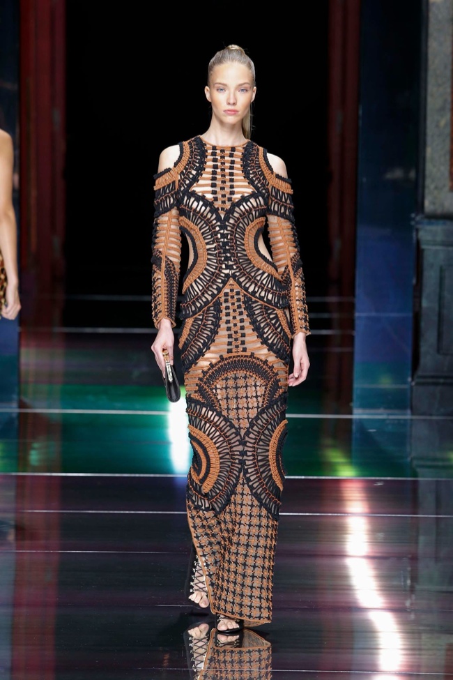 A look from Balmain's spring-summer 2016 collection