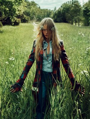 Camilla Christensen is a Nature Girl for ELLE Sweden Camilla Christensen is a Nature Girl for ELLE Sweden
