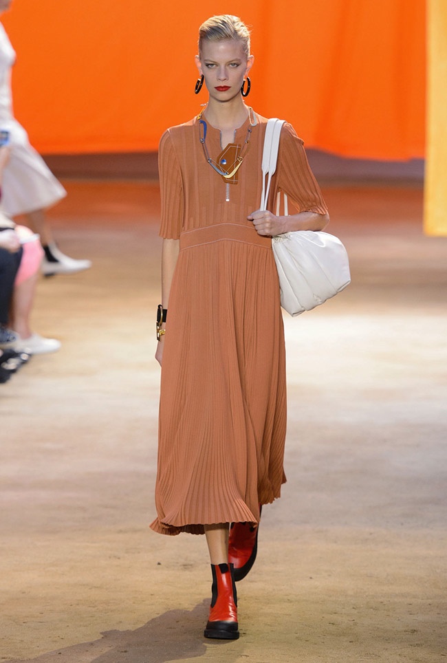 Celine Spring 2016 | Paris Fashion Week
