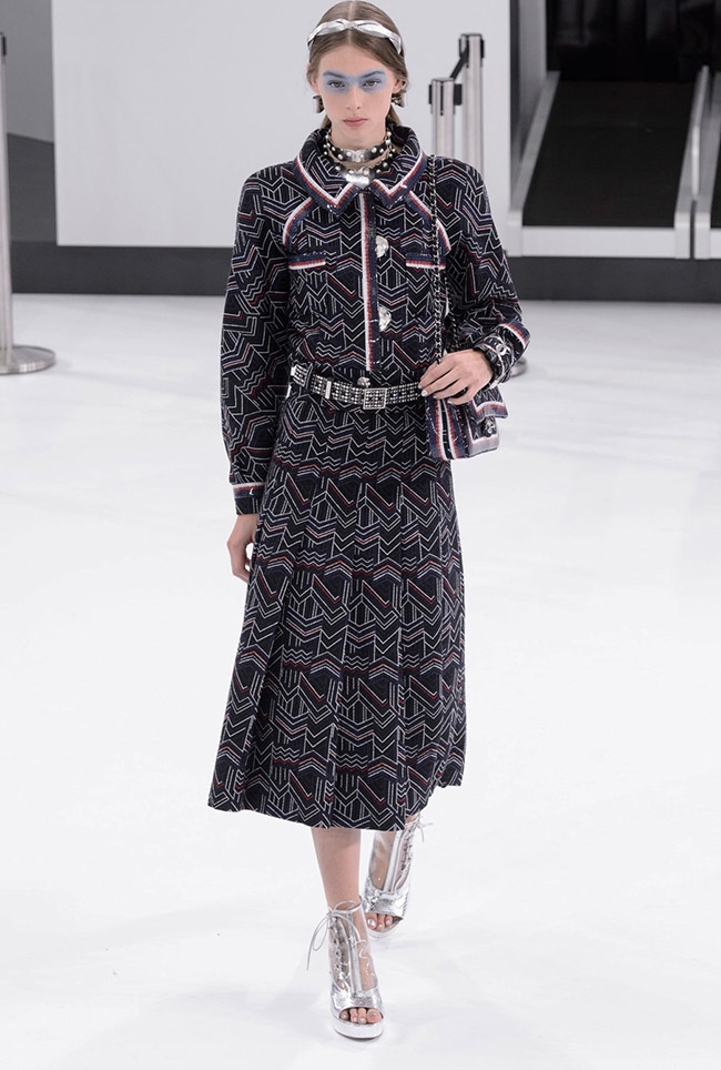 A look from Chanel's spring 2016 collection