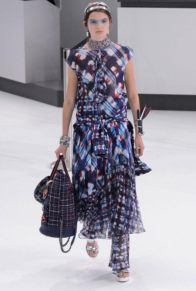 A look from Chanel's spring 2016 collection