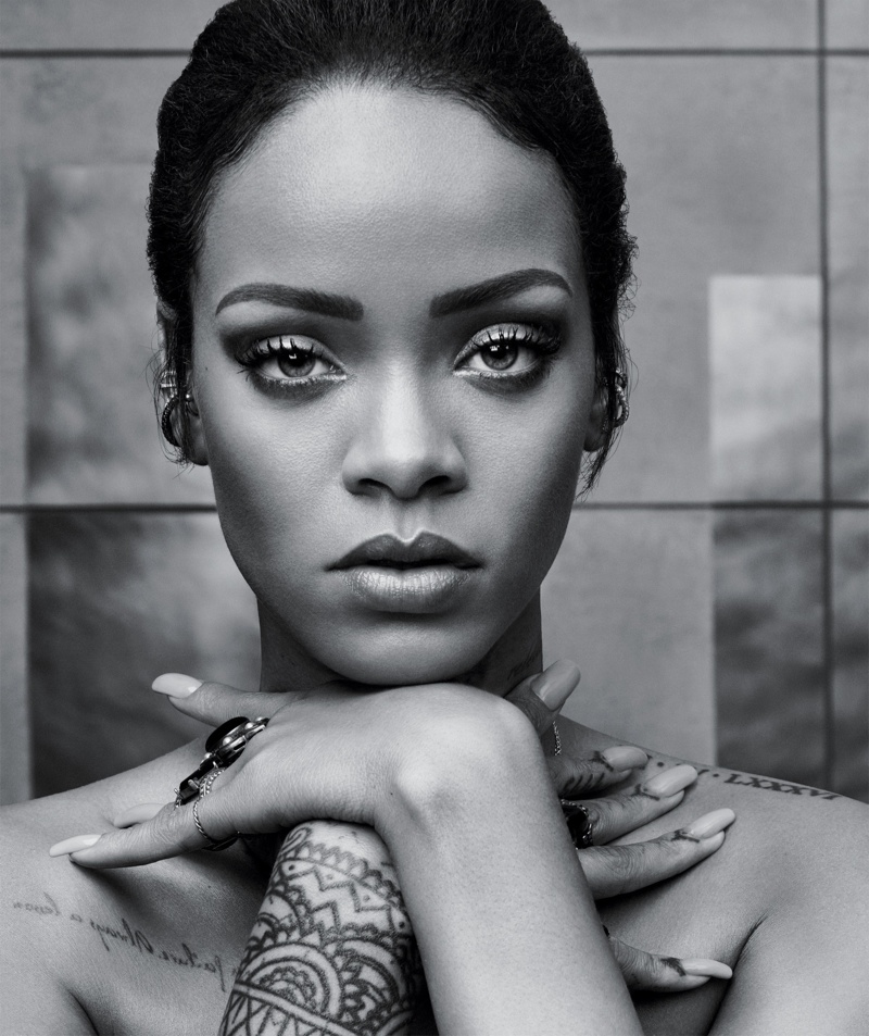 Rihanna stuns in a black and white picture