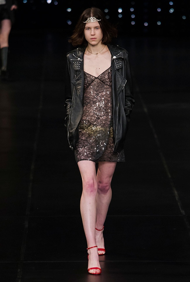Saint Laurent Spring 2016 | Paris Fashion Week