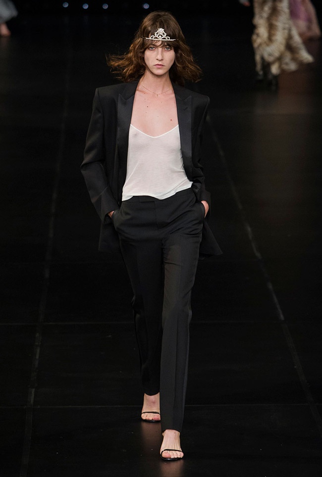 Saint Laurent Spring 2016 | Paris Fashion Week