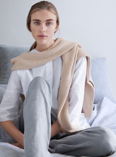 COS Shows How to Do Leisurewear This Winter COS Shows How to Do Leisurewear This Winter