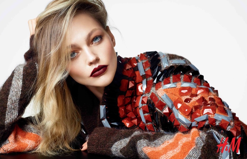 Sasha Pivovarova for H&M Beauty fall-winter 2015 campaign