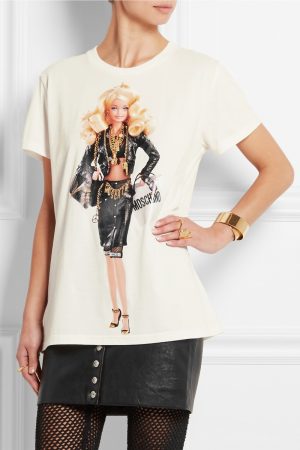 Channel the 90s with the Moschino x Barbie Collab Channel the 90s with the Moschino x Barbie Collab