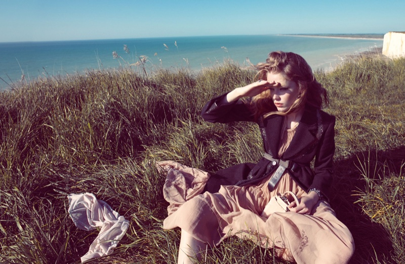 Never Let Me Go: Outerwear Looks Get Dreamy in Vogue China