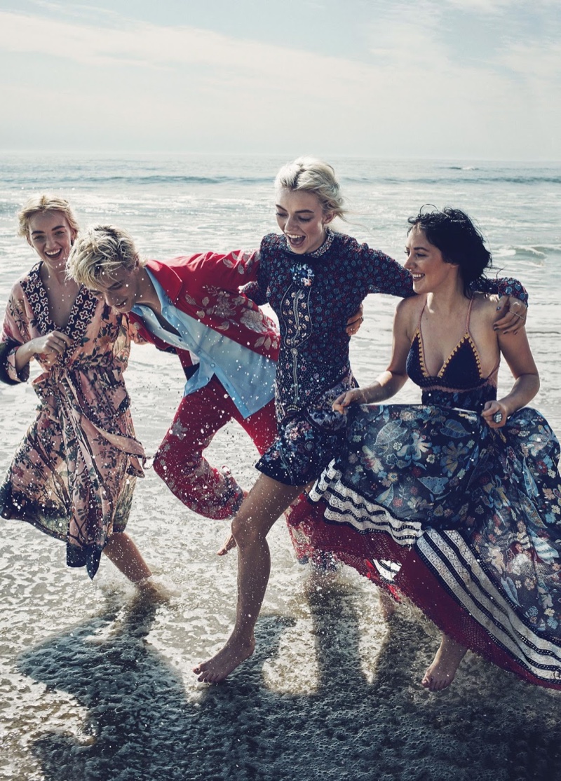 Model siblings Pyper America, Lucky Blue, Daisy Clementine and Starlie Cheyenne Smith pose in a beach fashion editorial together.