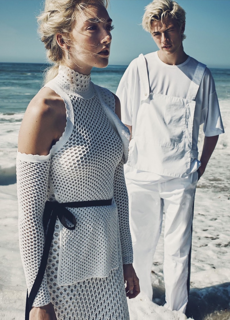 Pyper-America-Smith-Siblings-Beach-Editorial-Marie-Claire08