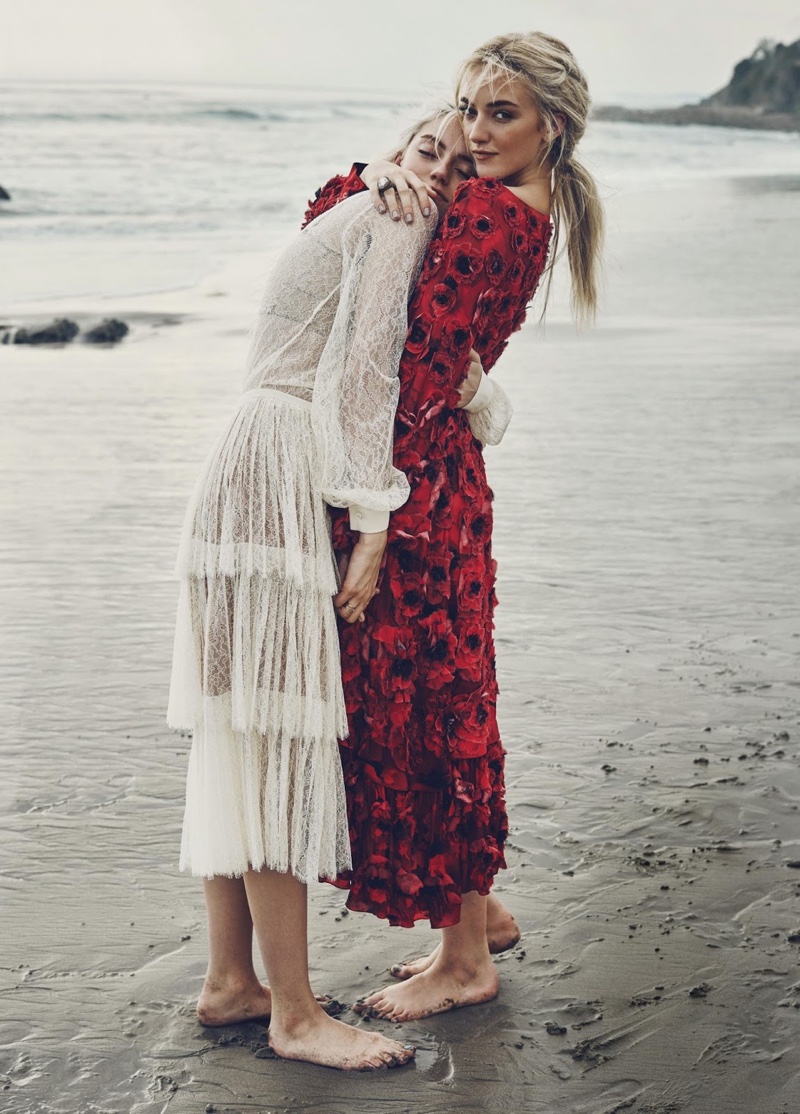 Pyper-America-Smith-Siblings-Beach-Editorial-Marie-Claire09
