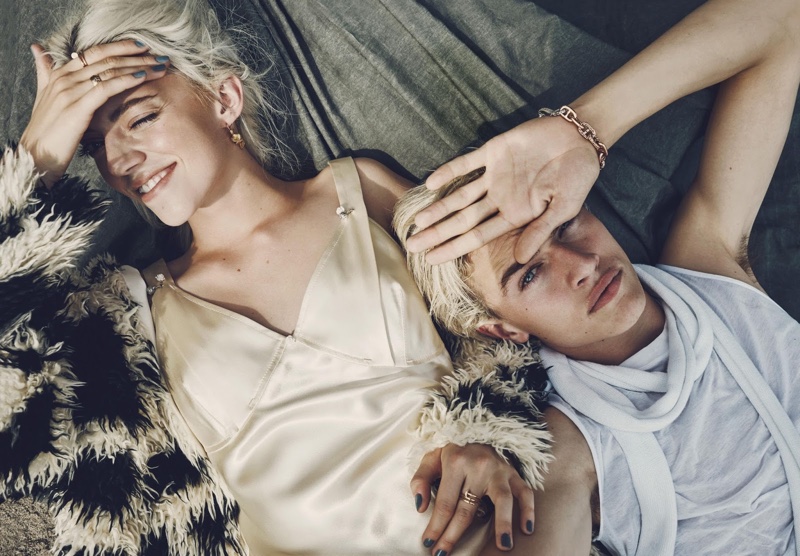 Pyper-America-Smith-Siblings-Beach-Editorial-Marie-Claire11