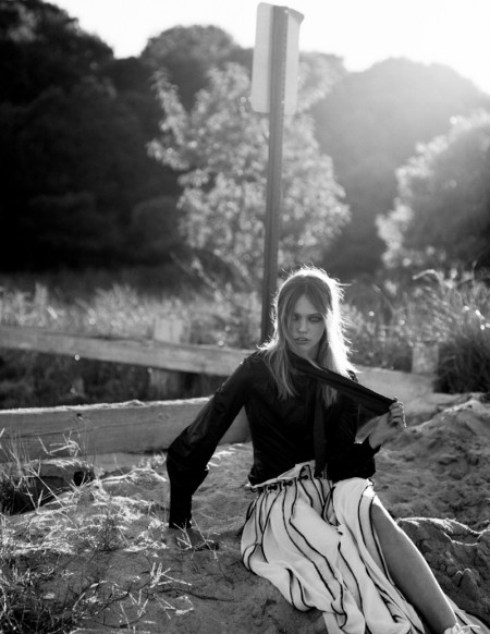 Sasha Pivovarova Heads Outdoors for Intermission Editorial – Fashion ...